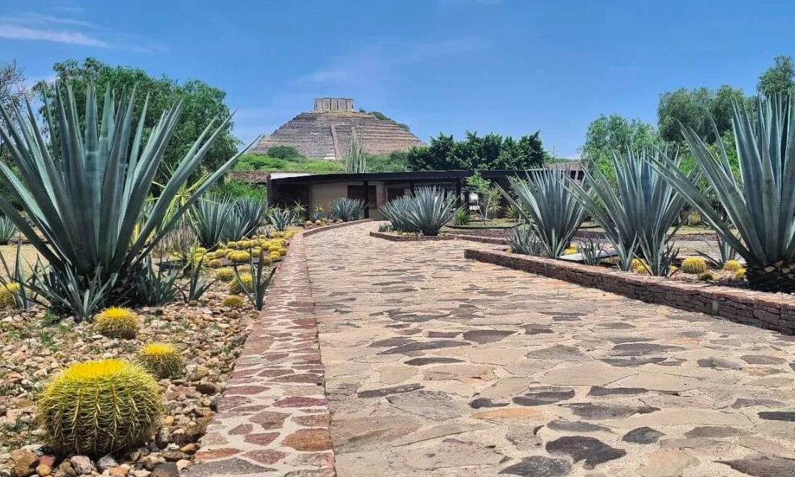 Guía básica de San Francisco Abanica, nuevo Barrio Mágico Querétaro
