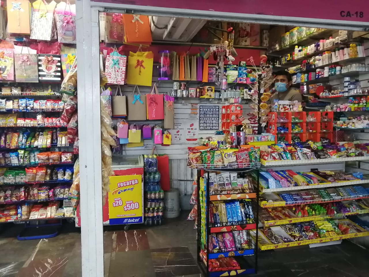 Requisitos y costo para rentar un local en el Metro