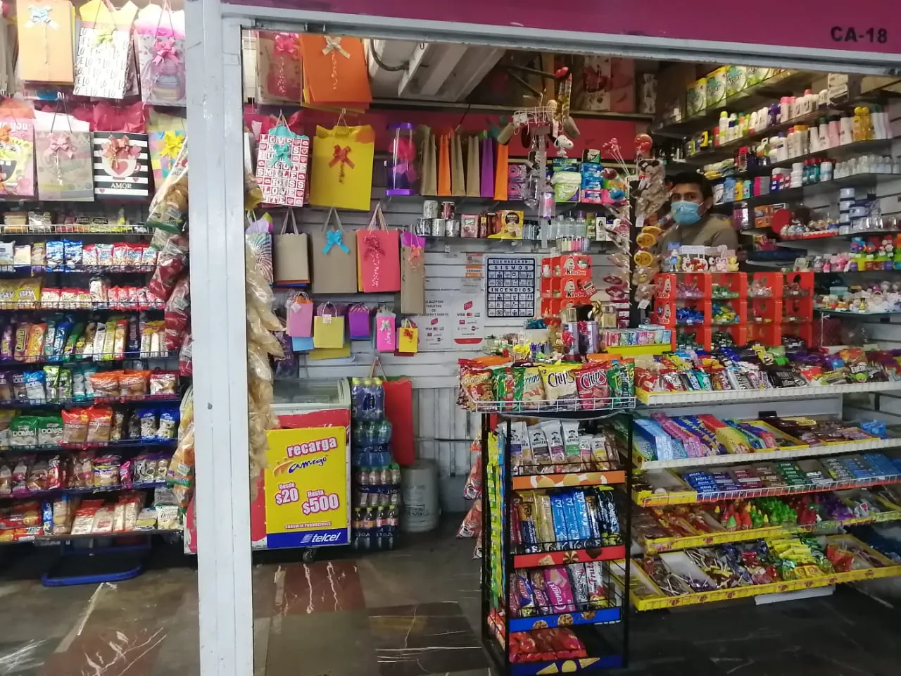 Requisitos y costo para rentar un local en el Metro