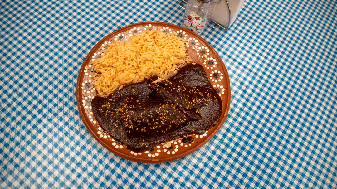 El próximo 21 de julio se llevará a cabo el Festival del Mole, Pulque y Barbacoa en el pueblo mágico de Amealco, pretexto excelente para salir con los pequeños de paseo, pues ya se encuentran en las vacaciones de verano.
