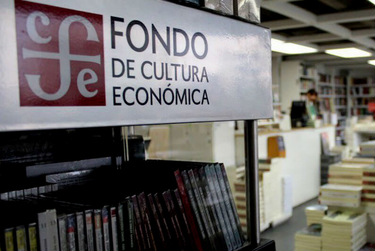 venta nocturna Fondo de Cultura Económica