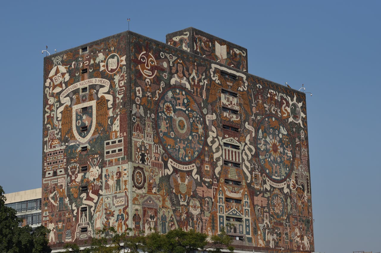 UNAM.