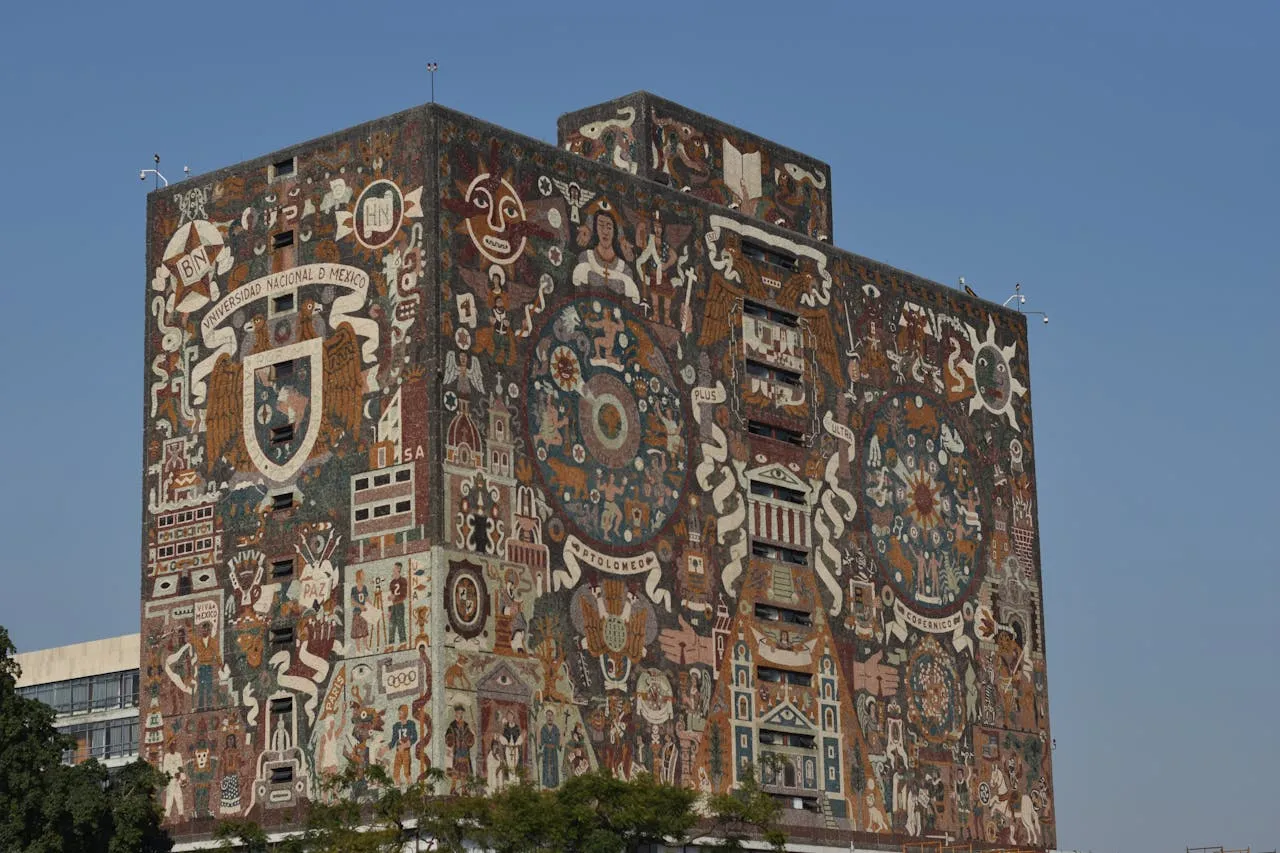 UNAM.