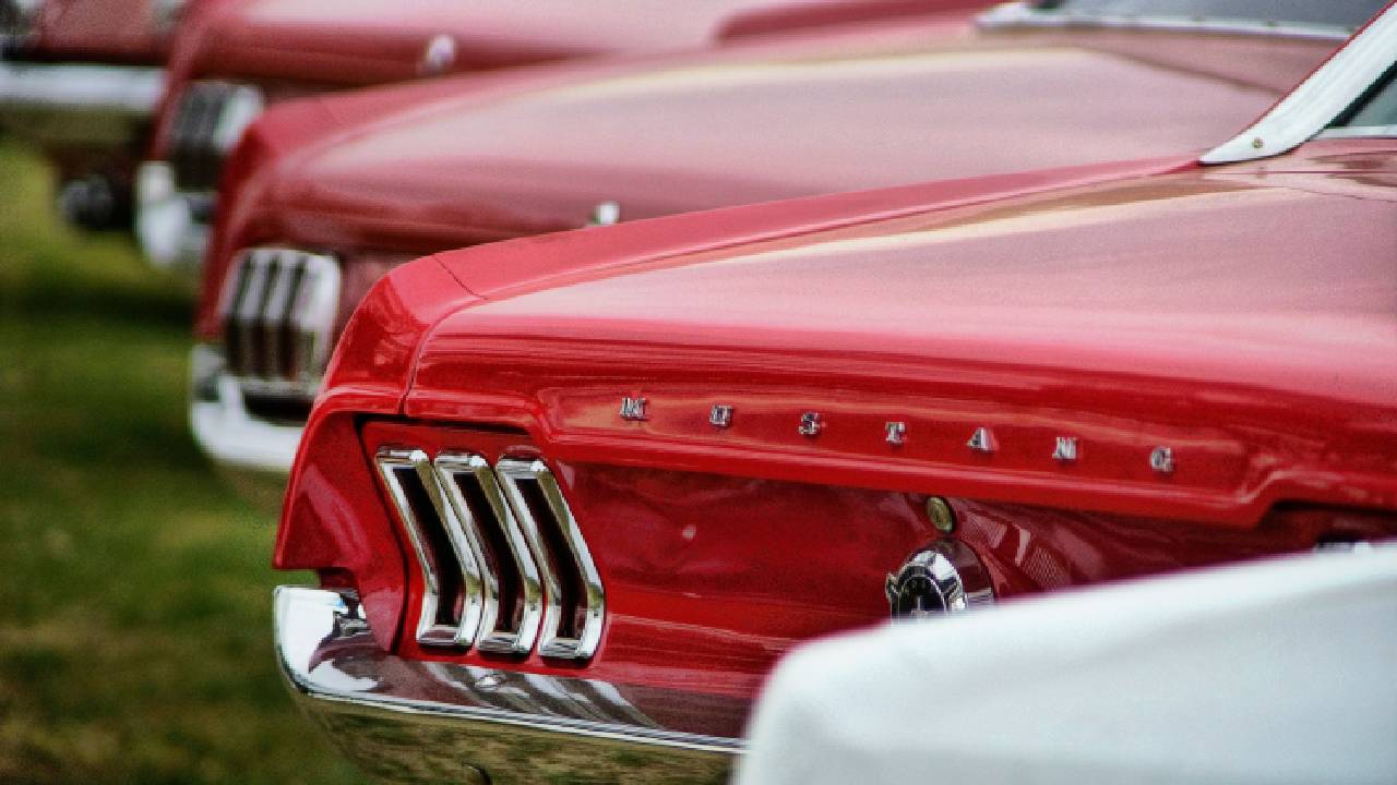 Para fomentar la convivencia familiar, y promover los sitios turísticos de la capital del estado, la Secretaría de Turismo, y la Asociación Mexicana del Automóvil Antiguo de Puebla (AMAAP), anunciaron una caravana de autos antiguos denominada “The Distinguished Gentleman Drive”, que se llevará a cabo el 29 de septiembre próximo de 13:00 a 17:00 horas.