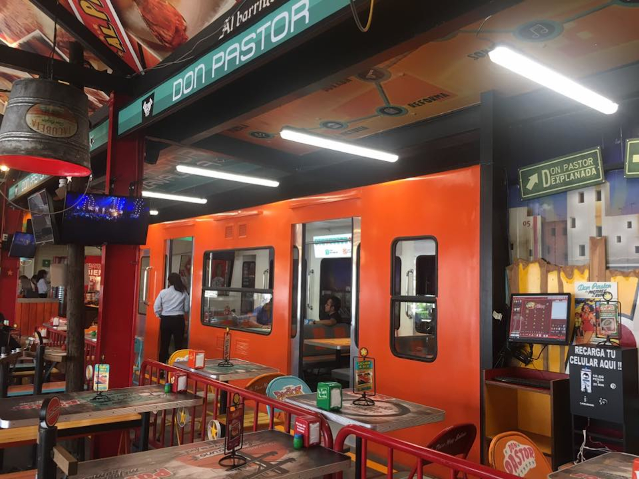 Taquerías Don Pastor Metro