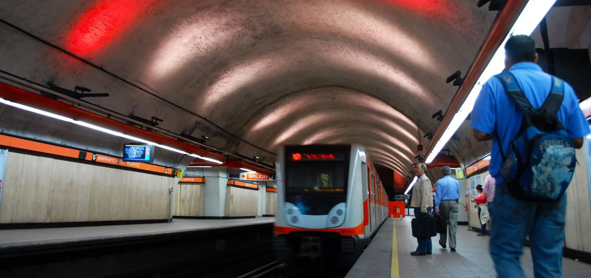 Escaleras del Metro