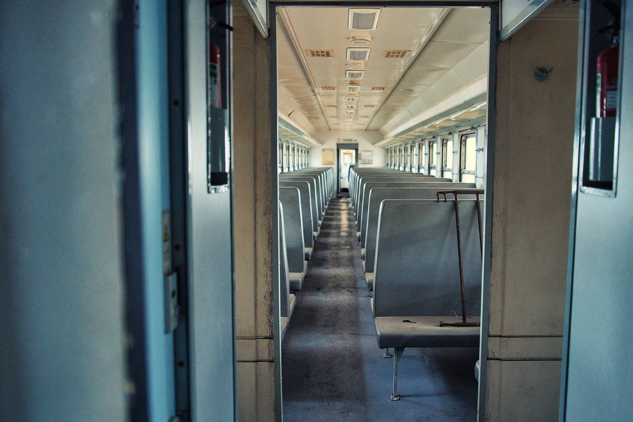 Cafetería La Estación en un tren