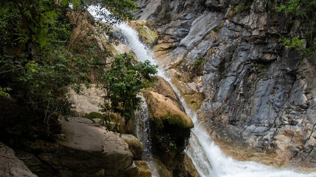 A solo 2 horas de Monterrey se encuentra este oasis de agua turquesa y cristalina, ideal para los aventureros más intrépidos y para los turistas que buscan conectar con la naturaleza.