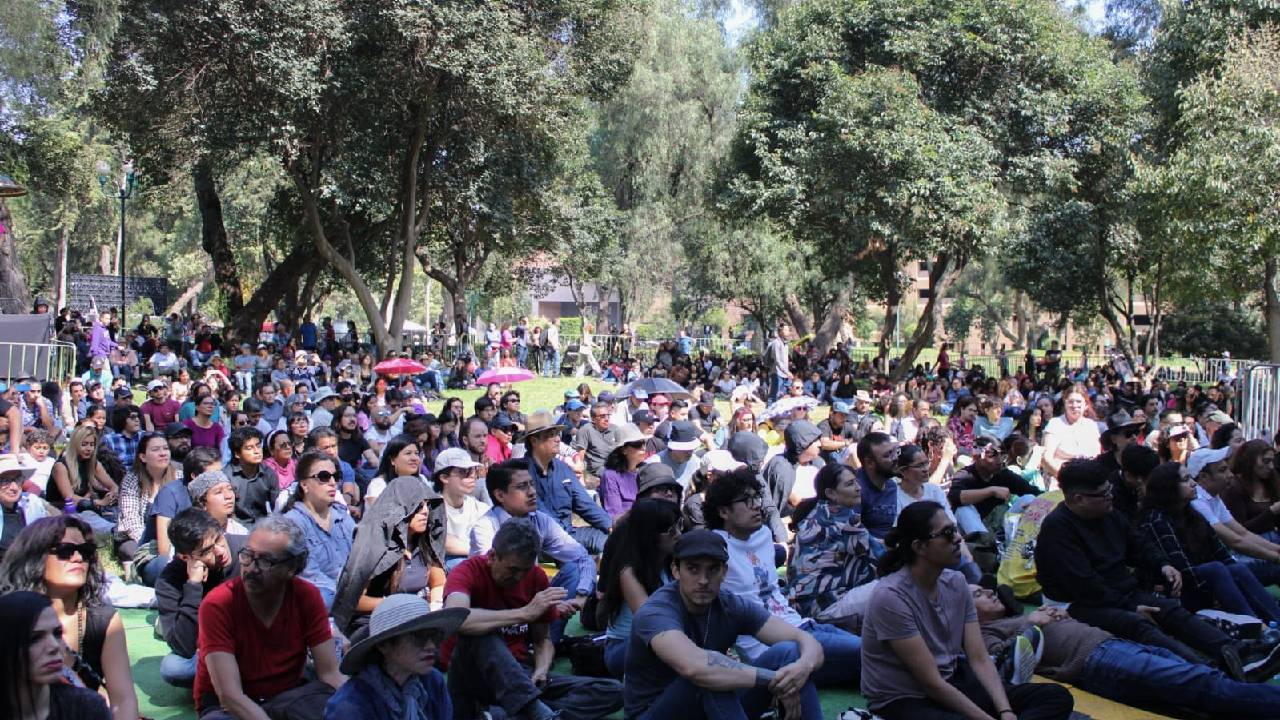 Si eres de los que aman la naturaleza, la música, y en especial el Jazz, debes ir al Festival Eurojazz, donde gozarás de un magnifico ambiente entre naturaleza y los vibrantes sonidos del saxofón.