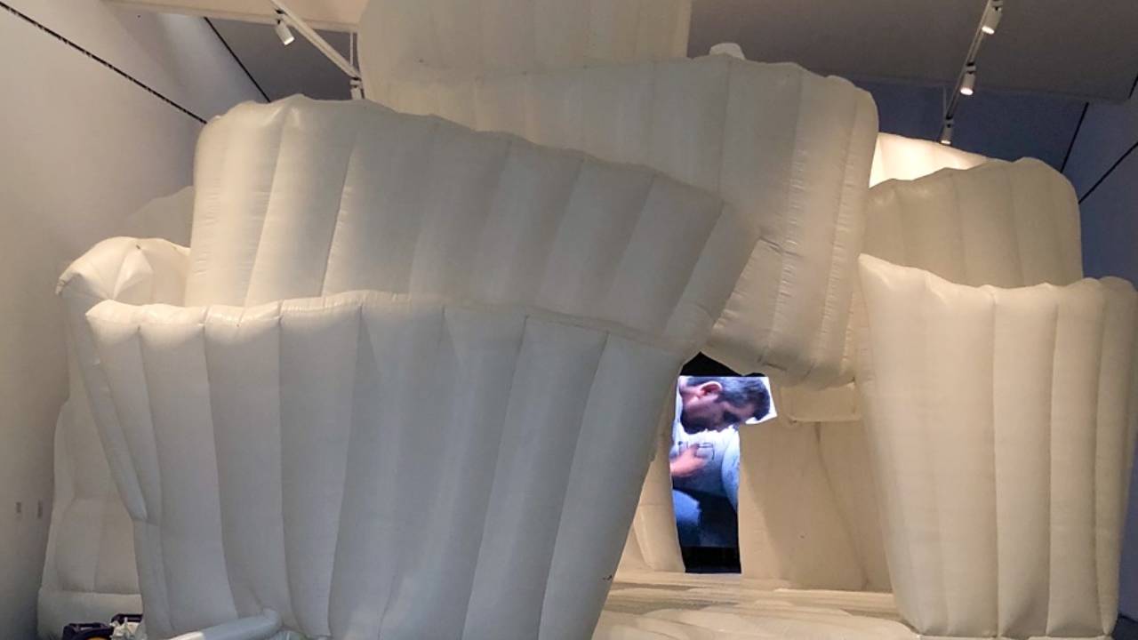 exhibición del GuggenSITO