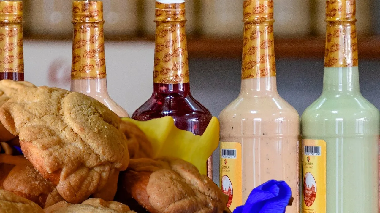 Ponche y pan de Comala