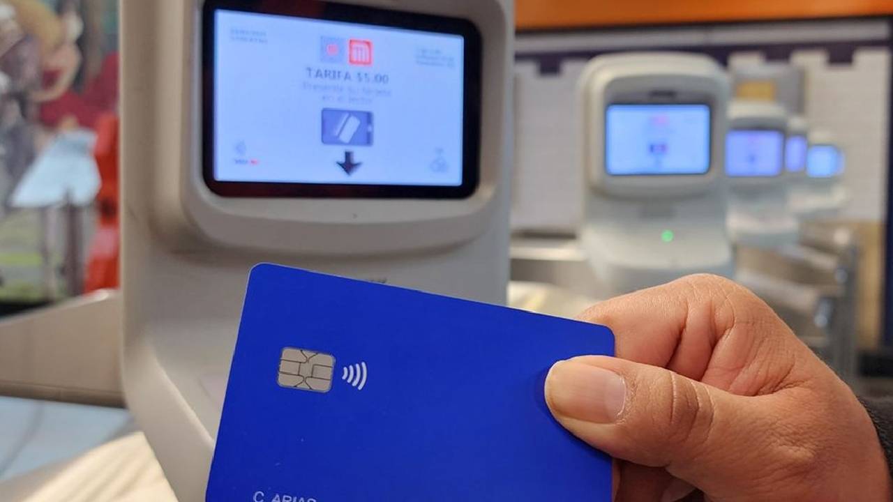 Ahora es gratis tener viajes gratis en metro, solo tienes que pagar con tu tarjeta bancaria. Te contamos de qué va esta promoción.