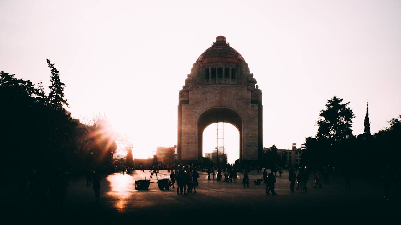 Actividades culturales por la Revolución
