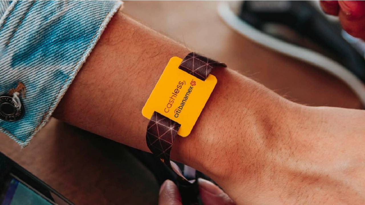 El reembolso de la pulsera del Corona Capital es un procedimiento sencillo para que puedas recuperar tu dinero si es que dejaste algún monto.