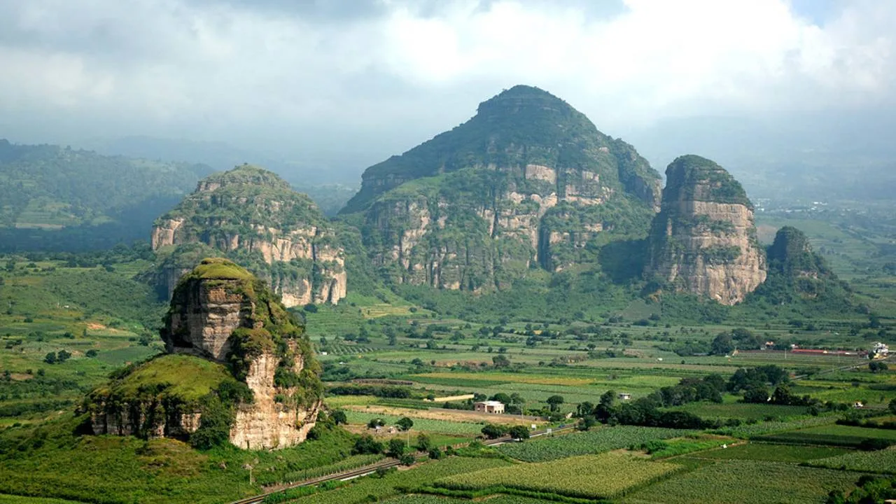 Rodeado de montañas y con un clima agradable la mayor parte del año, este destino morelense es ideal para una escapada cultural y de descanso.