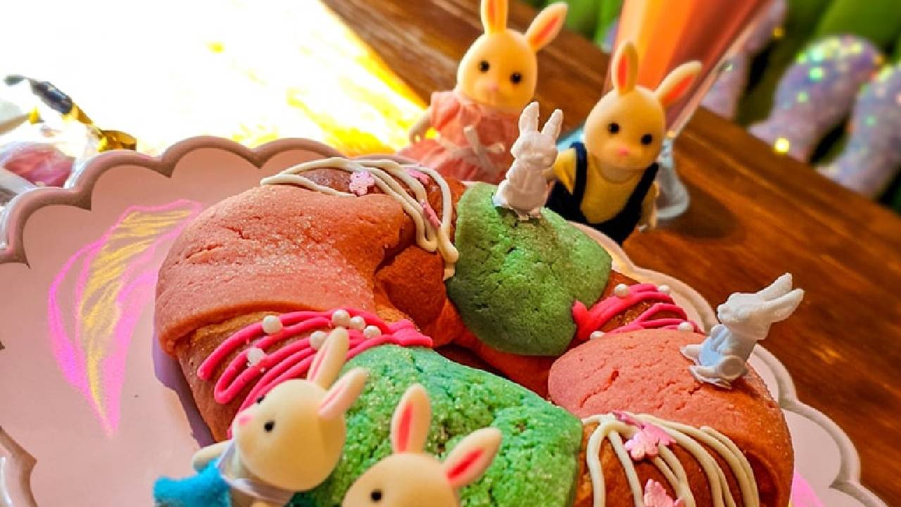 Si creíste que ya lo habías probado todo, llegó la rosca de reyes de ternurines. Los Sylvanian Families quieren adueñarse de tu paladar y no hay mejor forma que con en el manjar tradicional del 6 de enero, y en Descubre México te damos la información. 