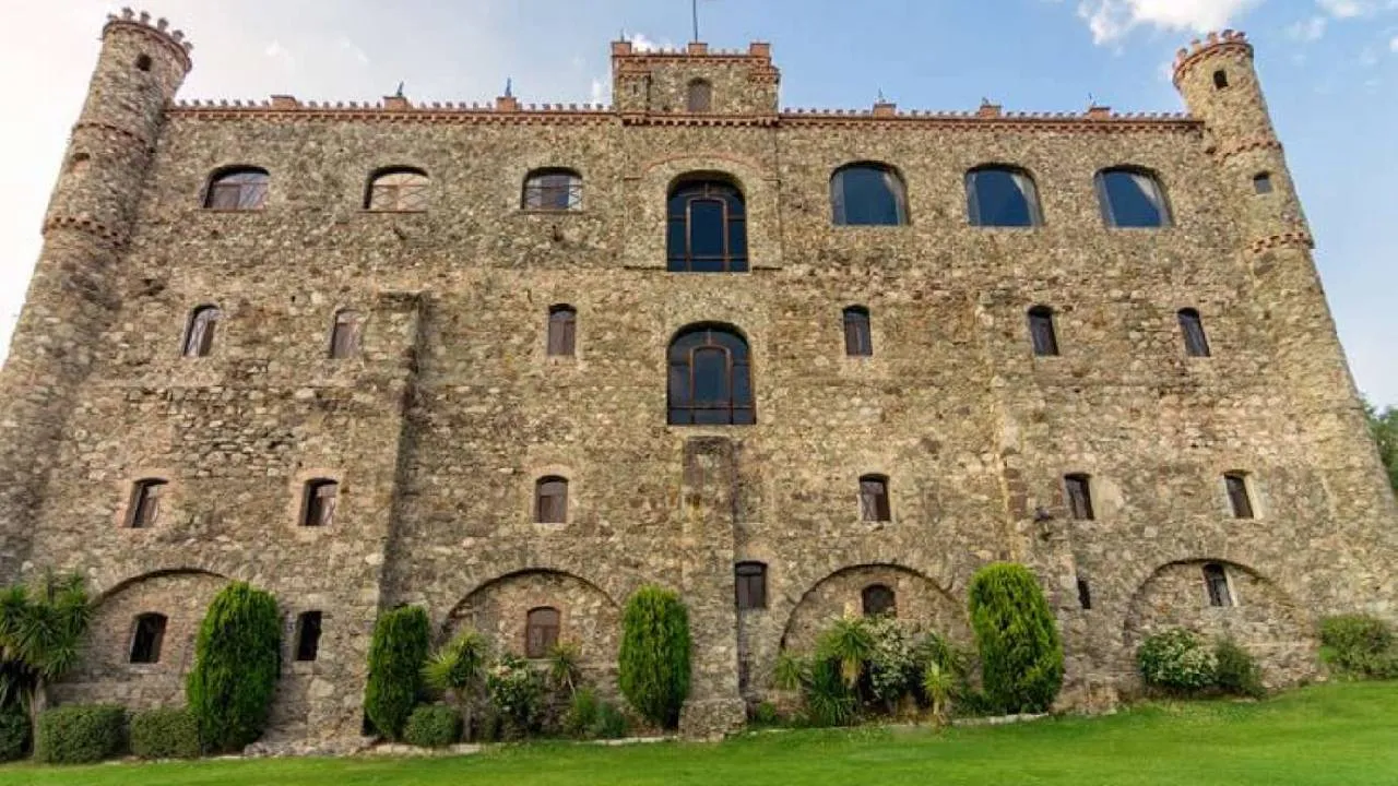 En nuestro país existe una arquitectura amplia y compleja que demuestra el pasado de nuestro país, por eso, hoy en Descubre México queremos contarte sobre algunos castillos que existen a lo largo y ancho de la república mexicana.