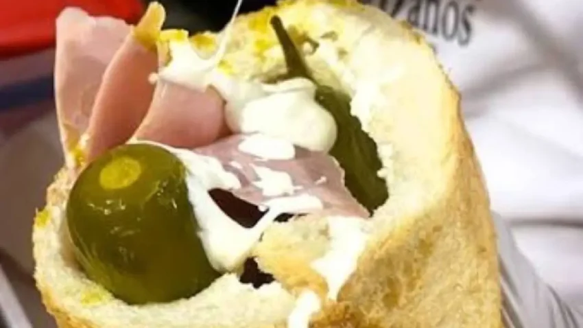 Tortas de albañil: la delicia callejera de Aguascalientes