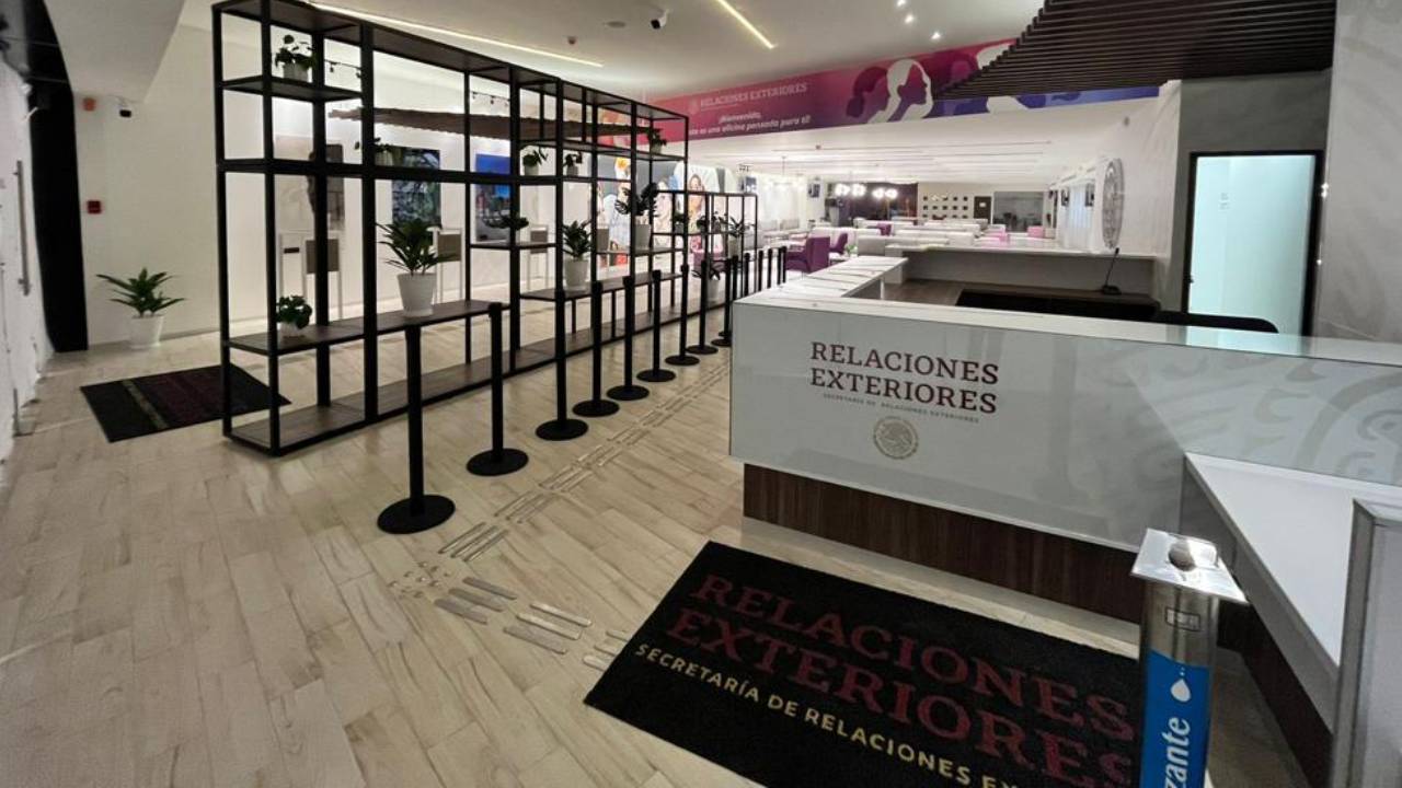 ¿Existen oficinas para tramitar el pasaporte los fines de semana?