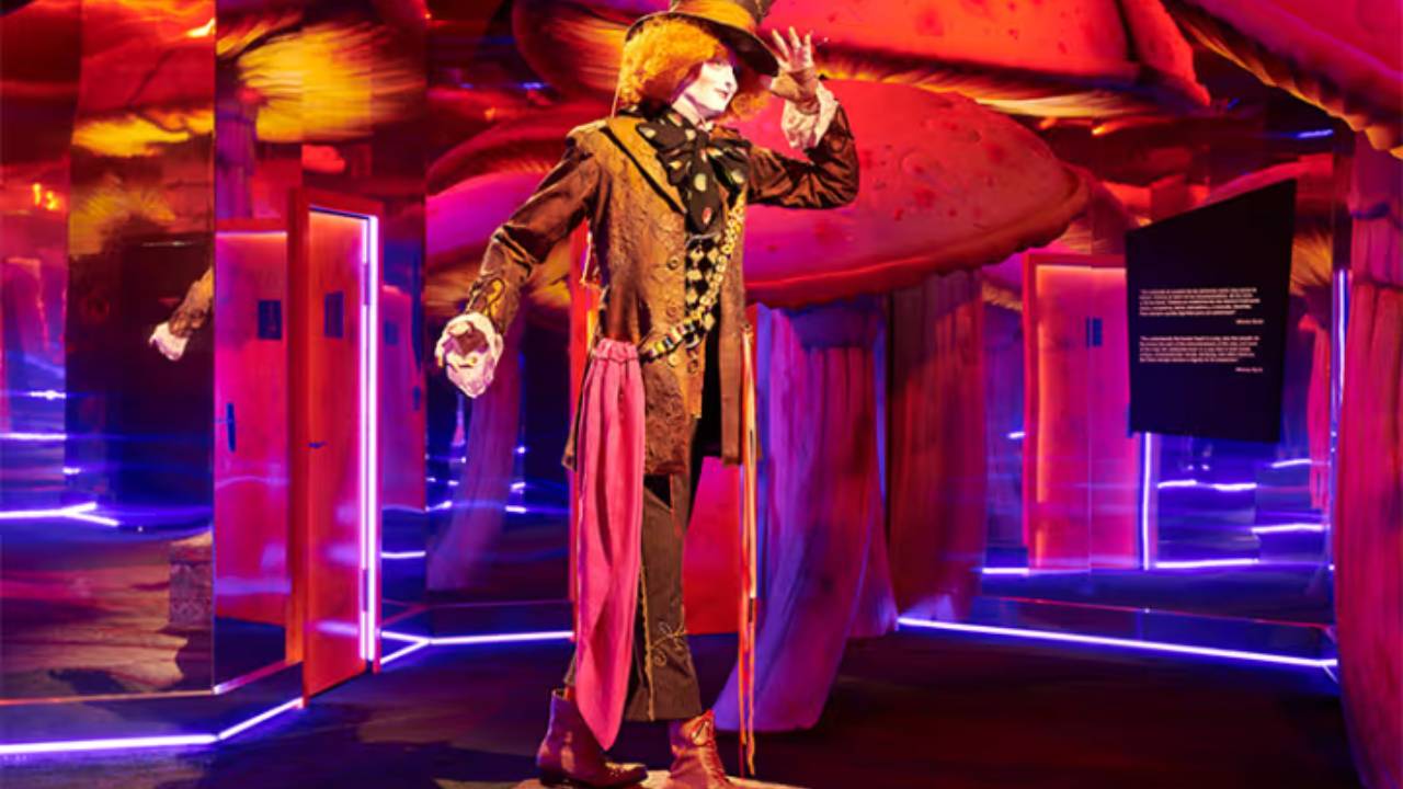 A partir del 26 de junio de 2025, podrás vivir una experiencia inmersiva inspirada en el mundo único del famoso director Tim Burton.