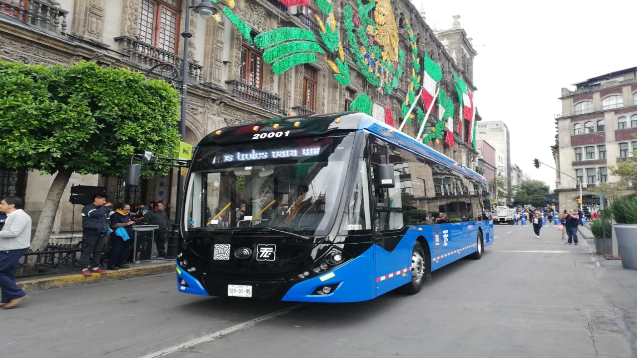 ruta de trolebús al Azteca