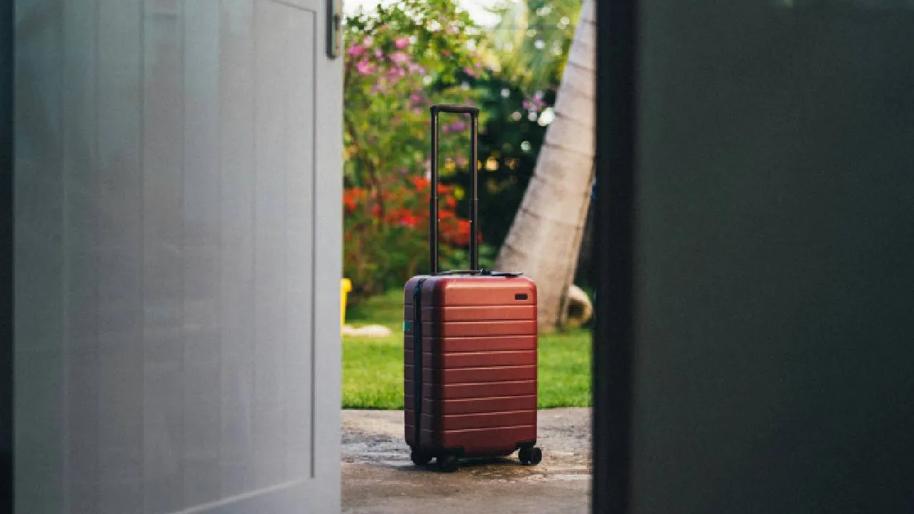 Viajar puede ser una experiencia transformadora, pero también puede resultar estresante si no tenemos las herramientas adecuadas para facilitar el trayecto.