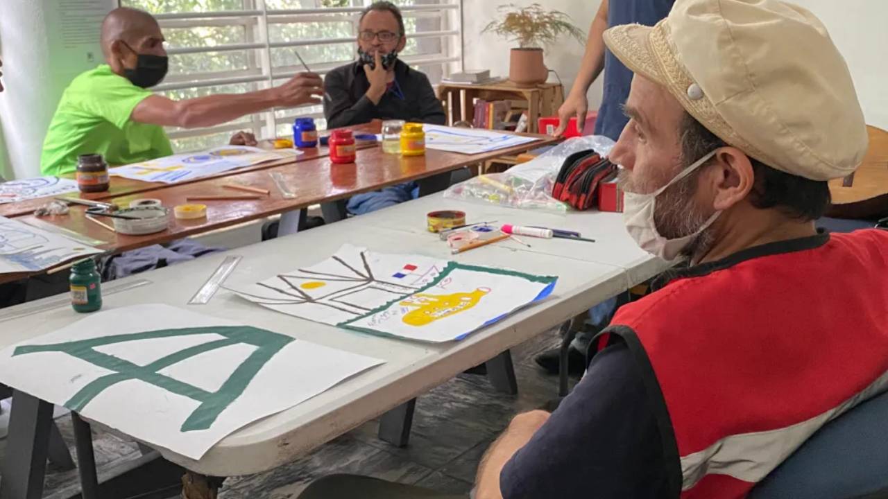 Taller de Rotulismo en CDMX: aprende el arte gráfico callejero
