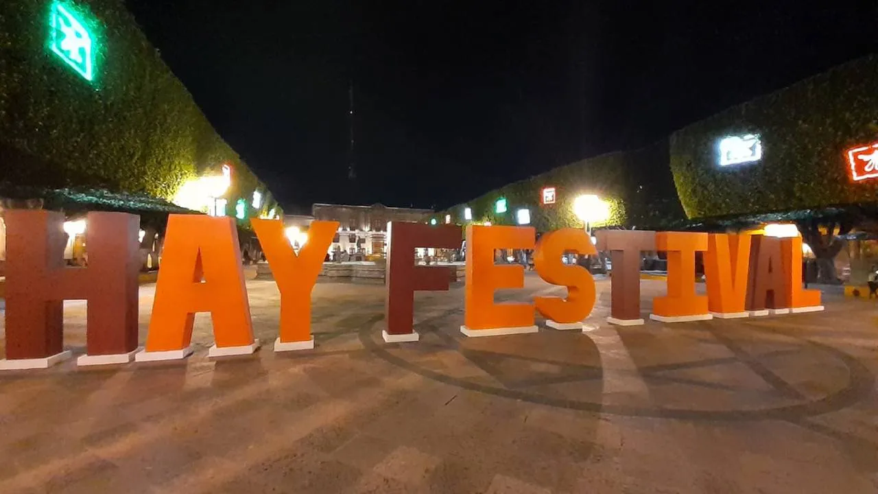 Hay Festival Querétaro 2025: diez años de celebrar la palabra, el pensamiento y el encuentro
