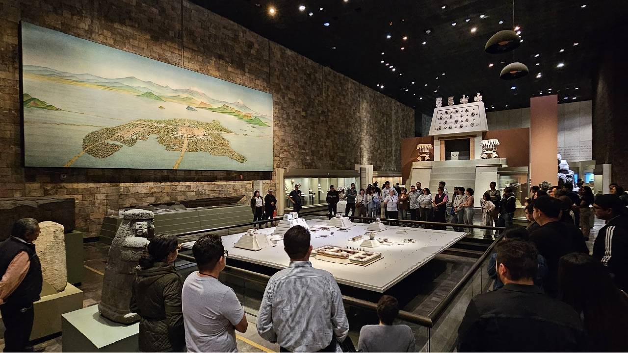 En términos arquitectónicos, el Museo Nacional de Antropología es una verdadera joya y un referente de la modernidad.