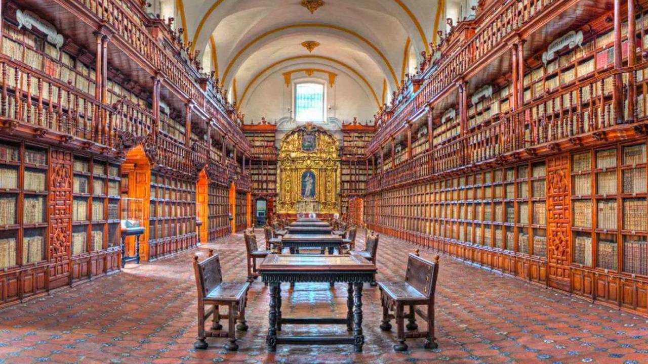 Biblioteca Palafoxiana: el tesoro bibliográfico más antiguo de América