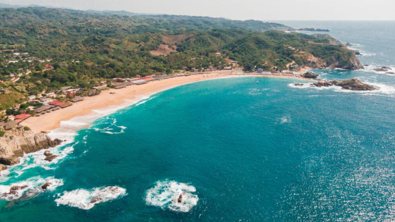Playas de Michoacán: belleza natural, surf y tranquilidad