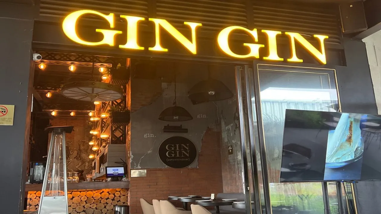 Gin Gin