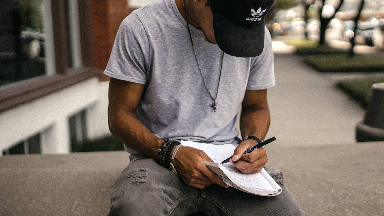 El Gobierno de la CDMX inició el registro para el Seguro de Desempleo 2025, un programa de apoyo temporal dirigido a personas que han perdido su empleo formal.
