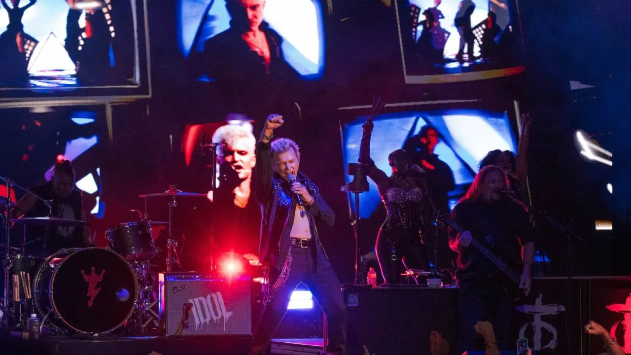 Billy Idol regresa a la CDMX con concierto lleno de Punk-rock Foto: X