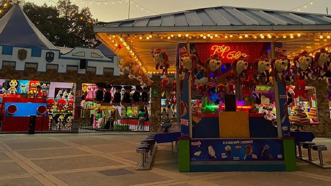 Six Flags lanza el Gold Pass 2026, conoce sus beneficios