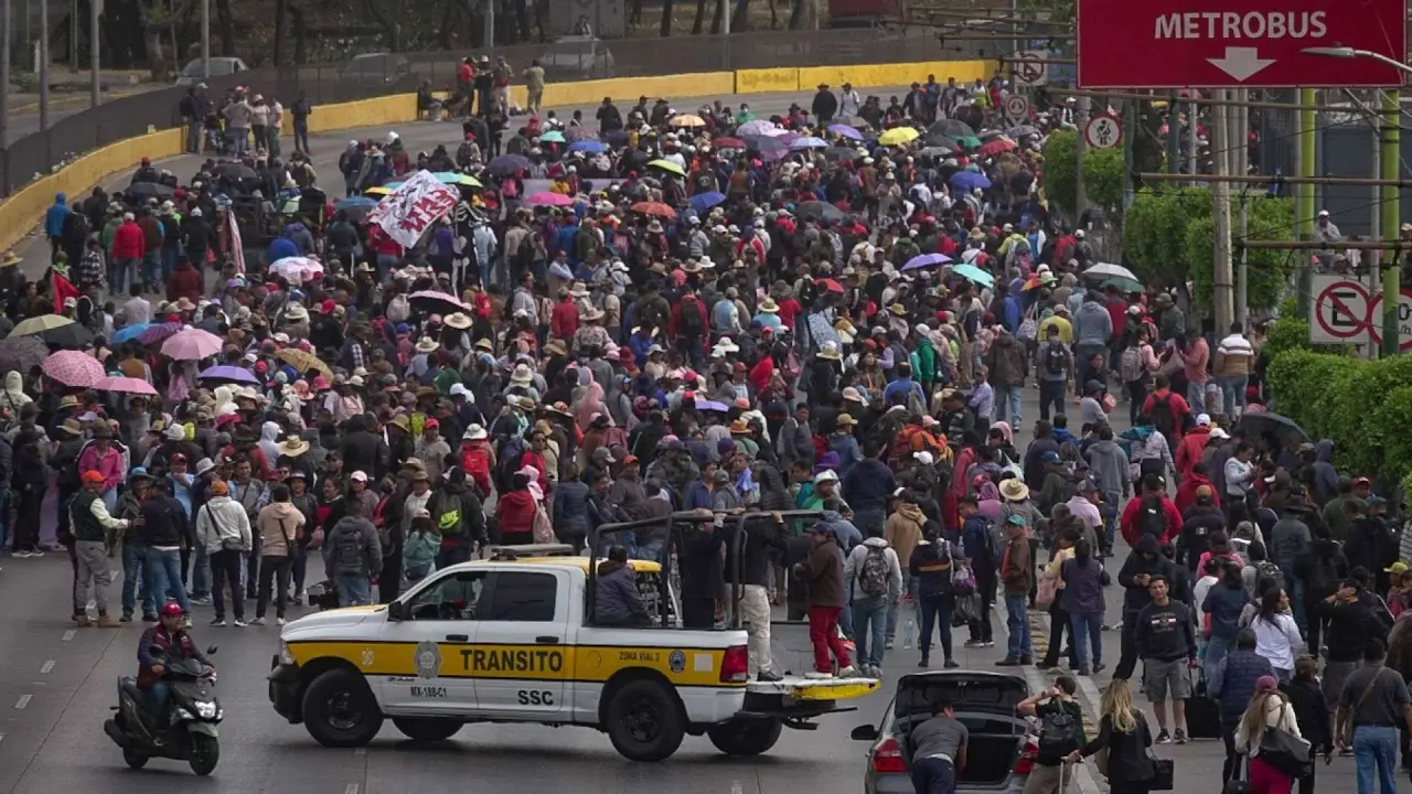 Marchas y bloqueos viales afectarán la movilidad en CDMX este 12 de noviembre