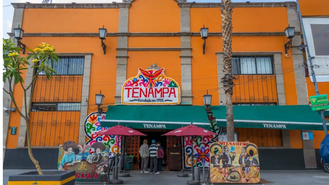 Salón Tenampa celebra su centenario en CDMX