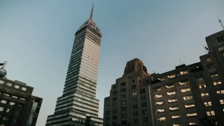 yoga Torre Latinoamericana