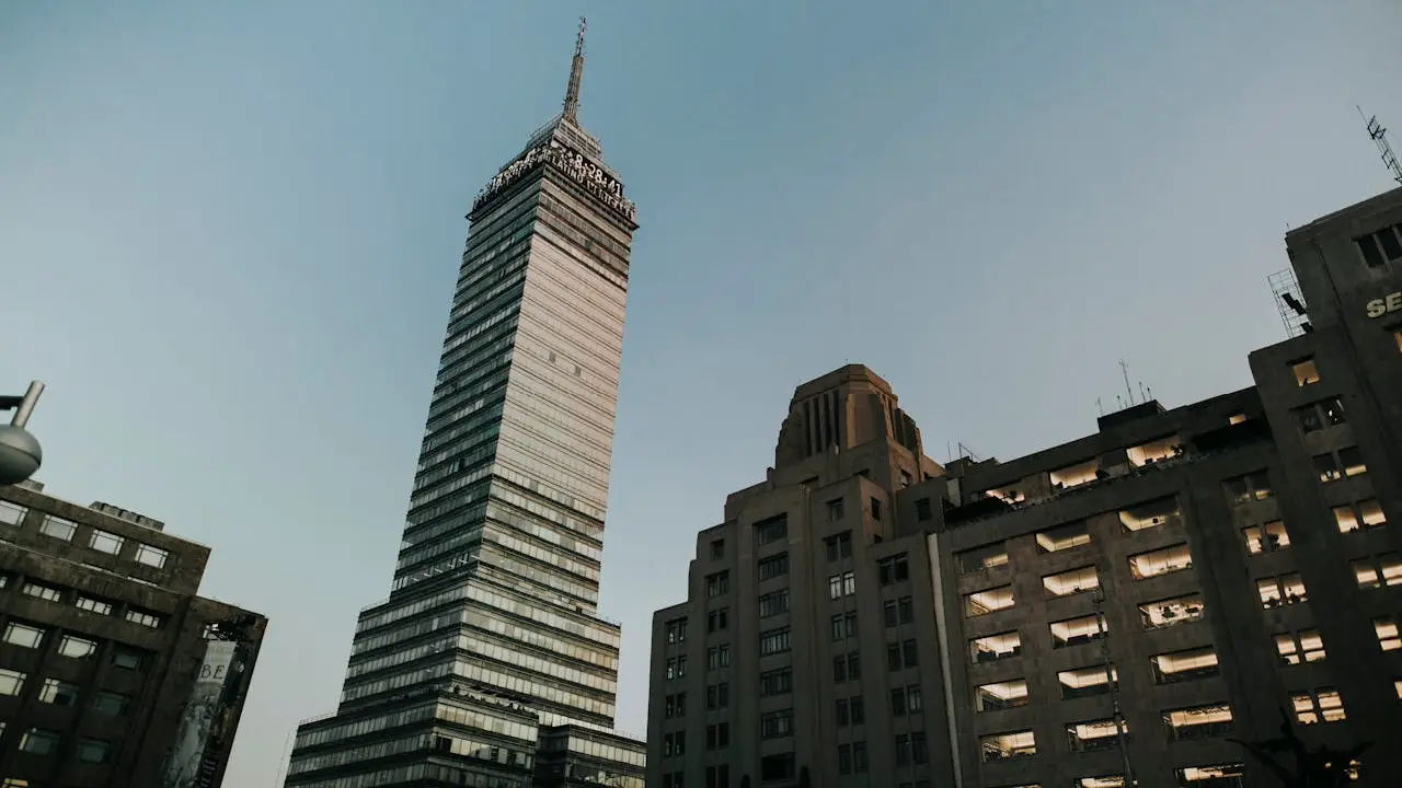 yoga Torre Latinoamericana