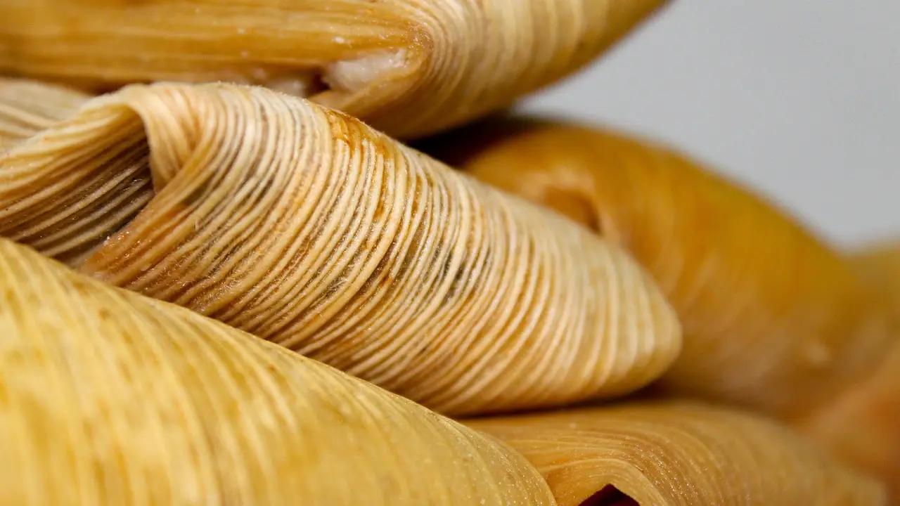 En la feria de tamales artesanales de Los Pinos seguro encontrarás algo que se te antoje, sin importar cuál sea tu favorito.