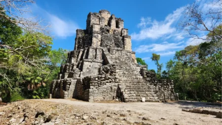 Zona arqueológica Muyil reabre en Sian Ka’an con nueva infraestructura