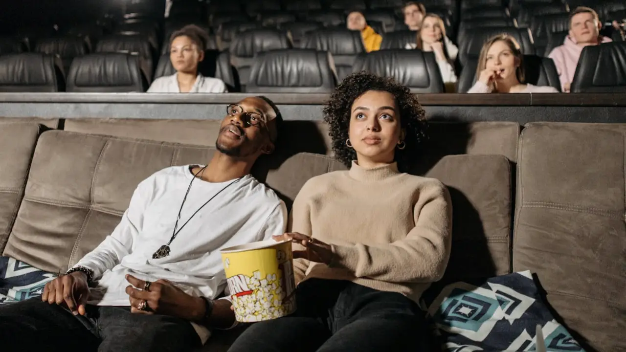 Cine Pa' Migajear