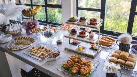 Ubicado sobre Paseo de la Reforma, este evento combina comida, entretenimiento y tradición, en uno de los hoteles más exclusivos de la ciudad.