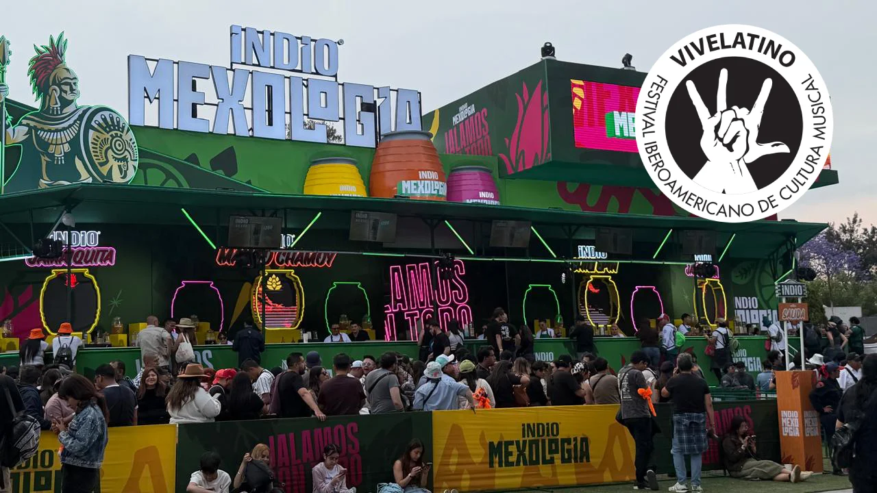 Stand de Cerveza Indio en el Vive Latino 2026