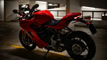 La reforma fue aprobada por el Congreso del estado de Sinaloa, convirtiendo a esta entidad en la primera del país en permitir una licencia permanente para conductores de motocicleta.