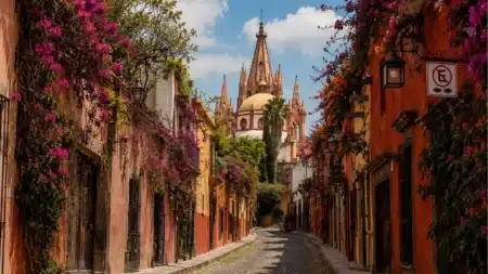 Calle Aldama: la más bonita de México y joya colonial en San Miguel de Allende
