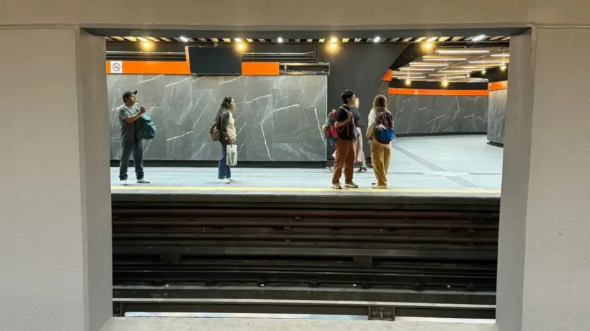 Renovación del Metro Auditorio.
