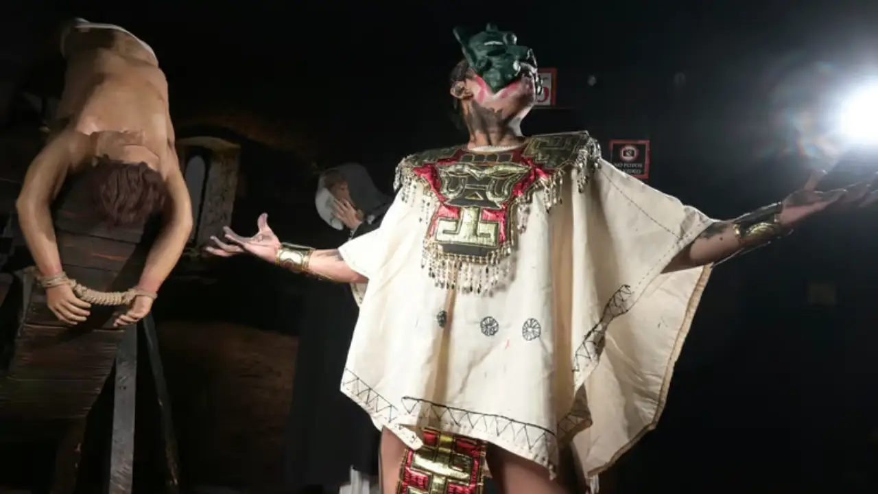 Vampiros Hechos en México: recorrido teatral en CDMX