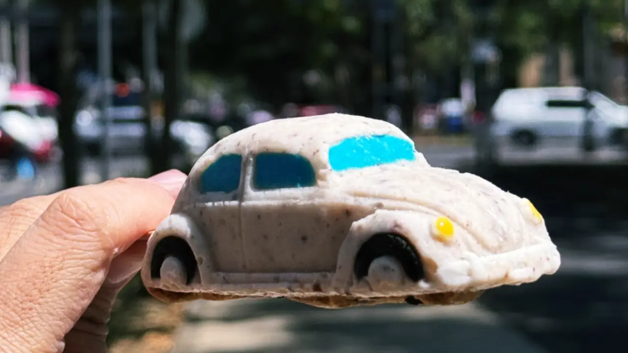Prueba este postre viral, la paleta de vochito de la CDMX