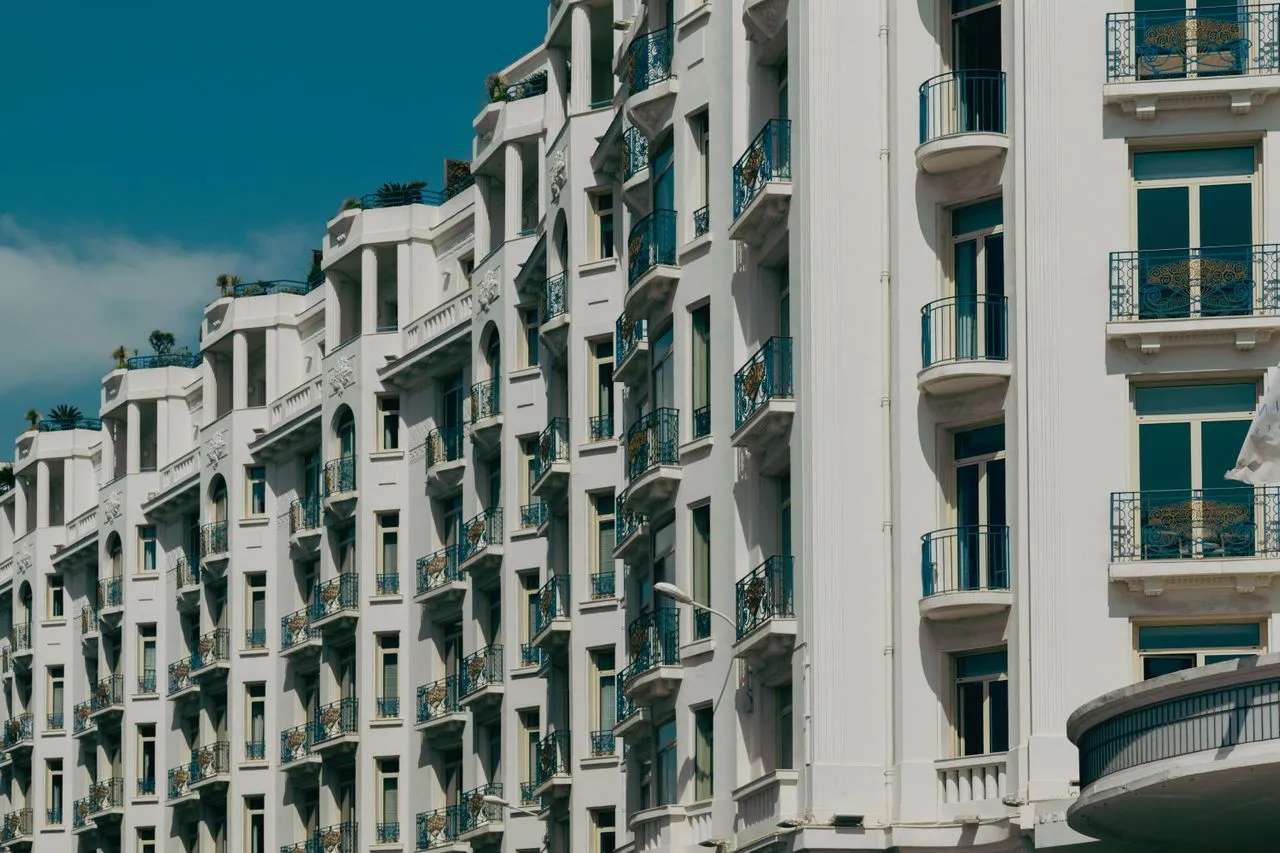Mirai impulsa reservas hoteleras con inteligencia artificial